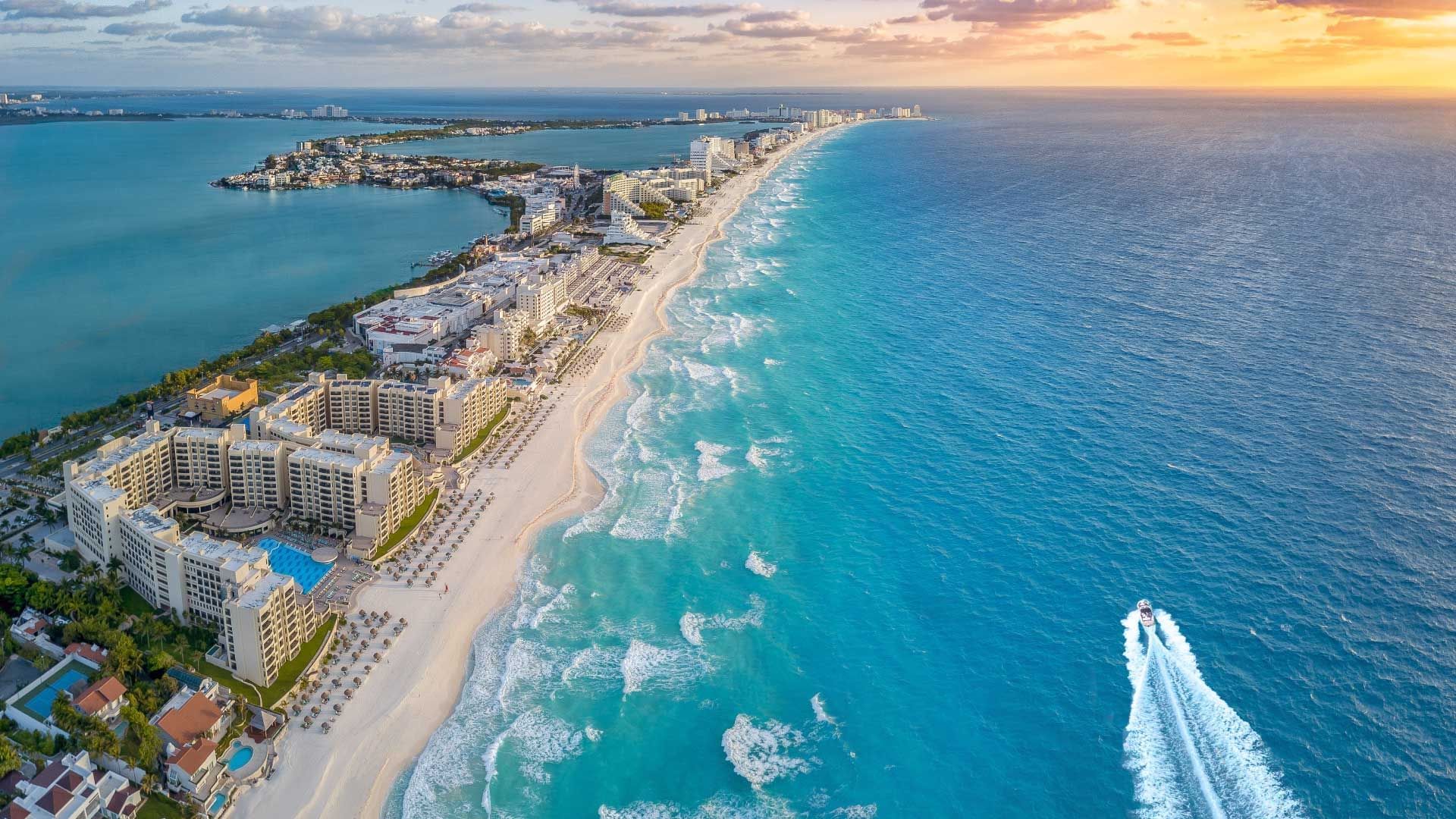 foto panorámica de cancun zona de hoteles