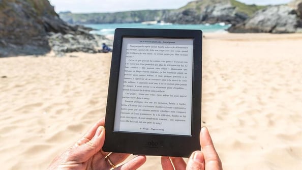 leer en la playa